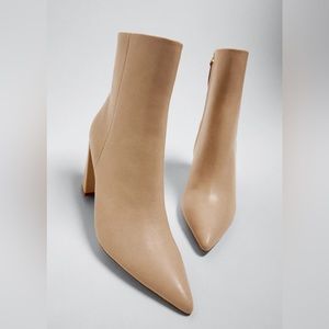 MANGO-  NWT ANKLE BOOTS SIZE 39